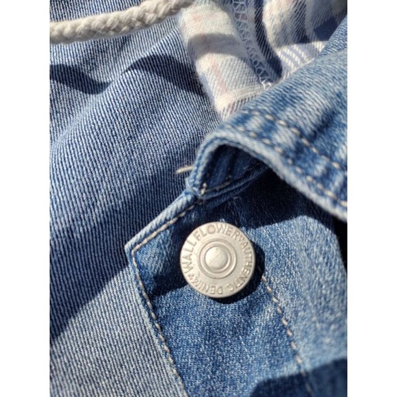 Wall Flower Women's Blue Denim Small Dreamer Fit Jacket Size Small - Picture 9 of 9